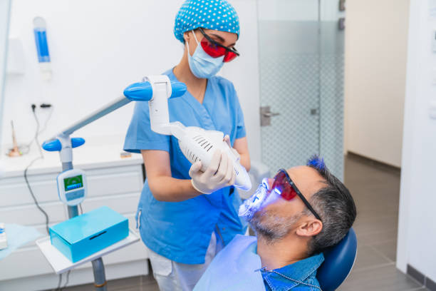 Best Emergency Dental Services for Seniors in Clinton, AR